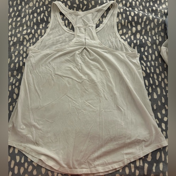 Lululemon love tank (pleated) - Picture 6 of 6